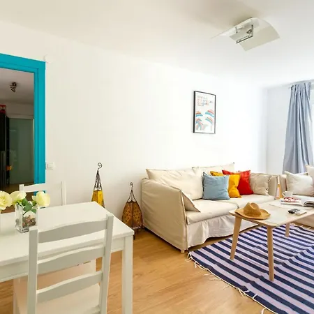Appartement Colours And Garage Historical Center 4 Pax