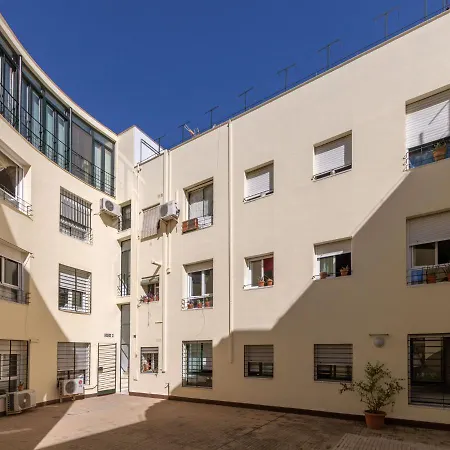 Appartement Colours And Garage Historical Center 4 Pax *